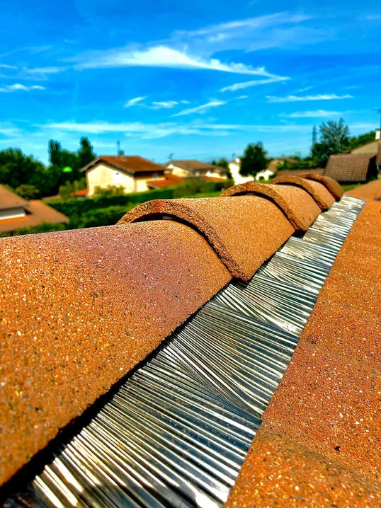 Réfection de faîtage — closoir ventilé à sec (plusieurs chantiers)